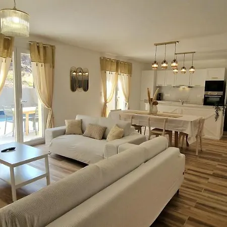 فيلة ,clim,piscine Chauffee, Wifi Entre Et Riviere *