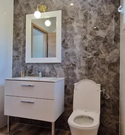 ,clim,piscine Chauffee, Wifi Entre Et Riviere